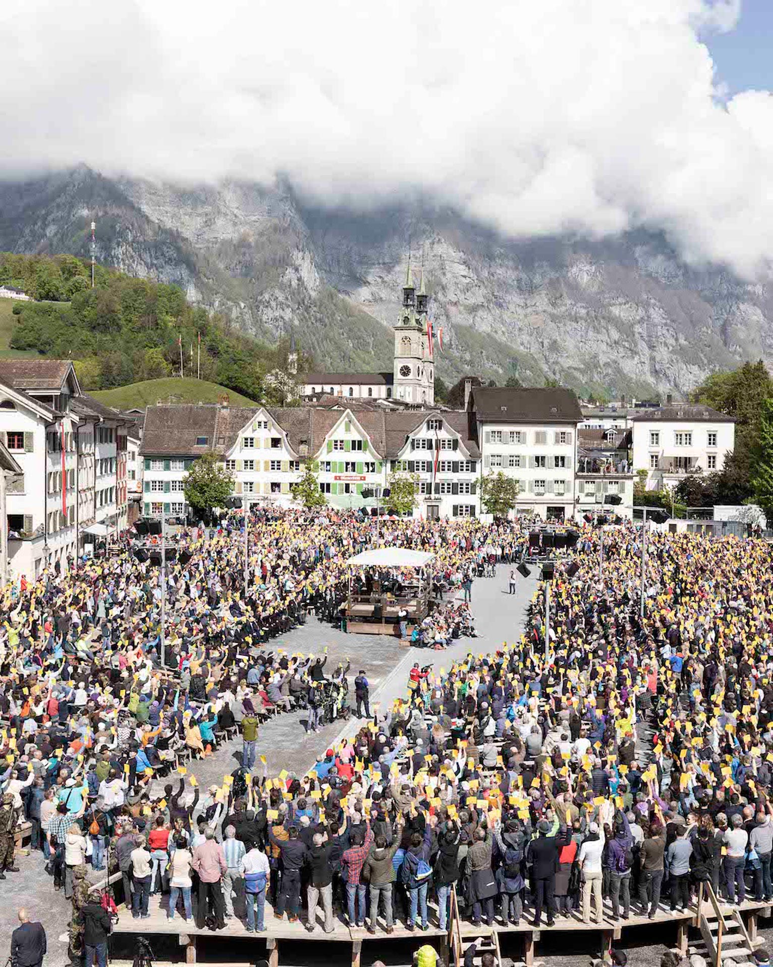 Glarner Landsgemeinde. For many political scientists, direct democracy in Switzerland is a mystery. Photo by landsgemeinde.gl.ch