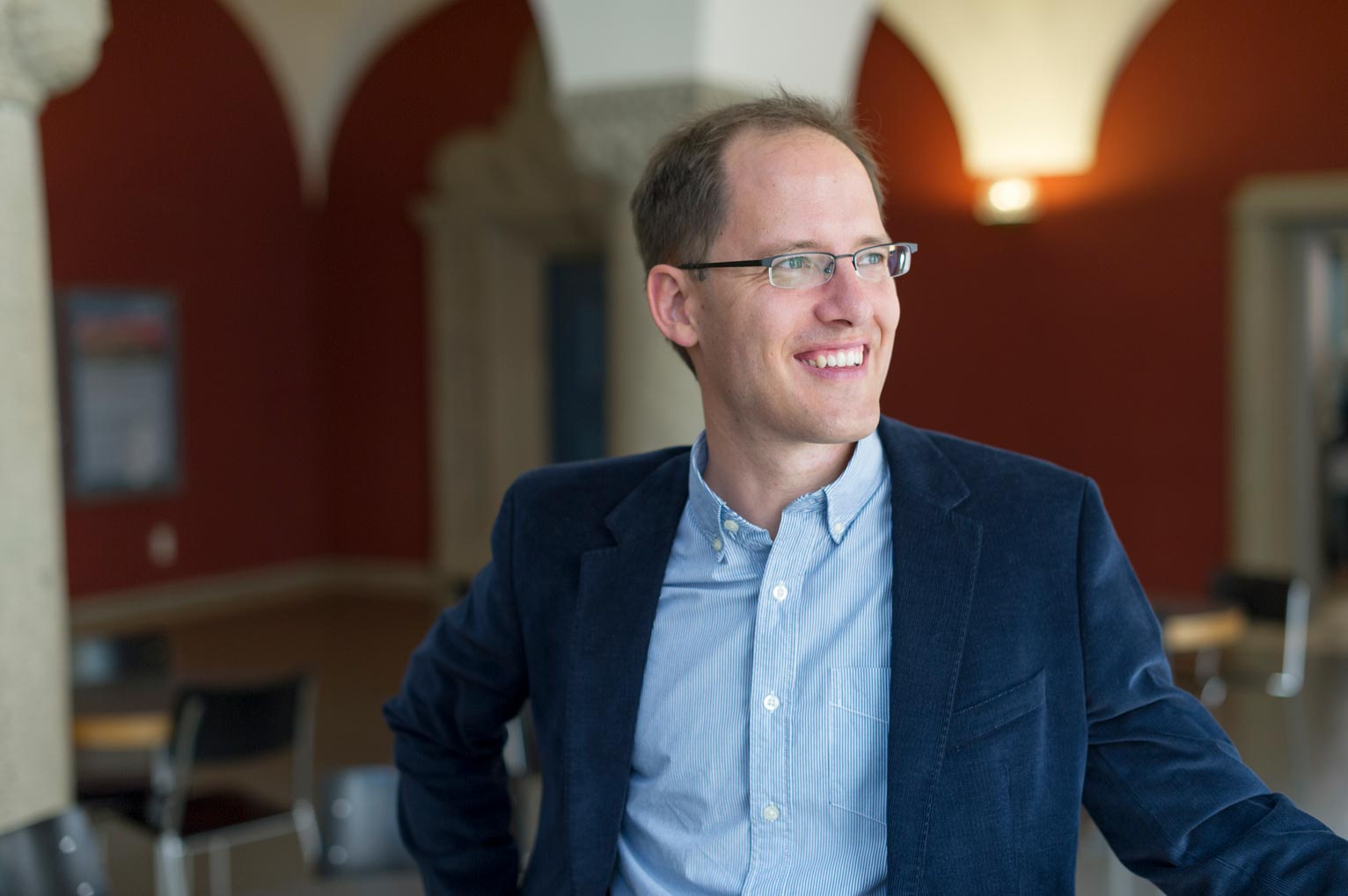 Florian Scheuer is Professor of Economics of Institutions at the University of Zurich. His areas of expertise include economic inequality, political economy and tax policy.
