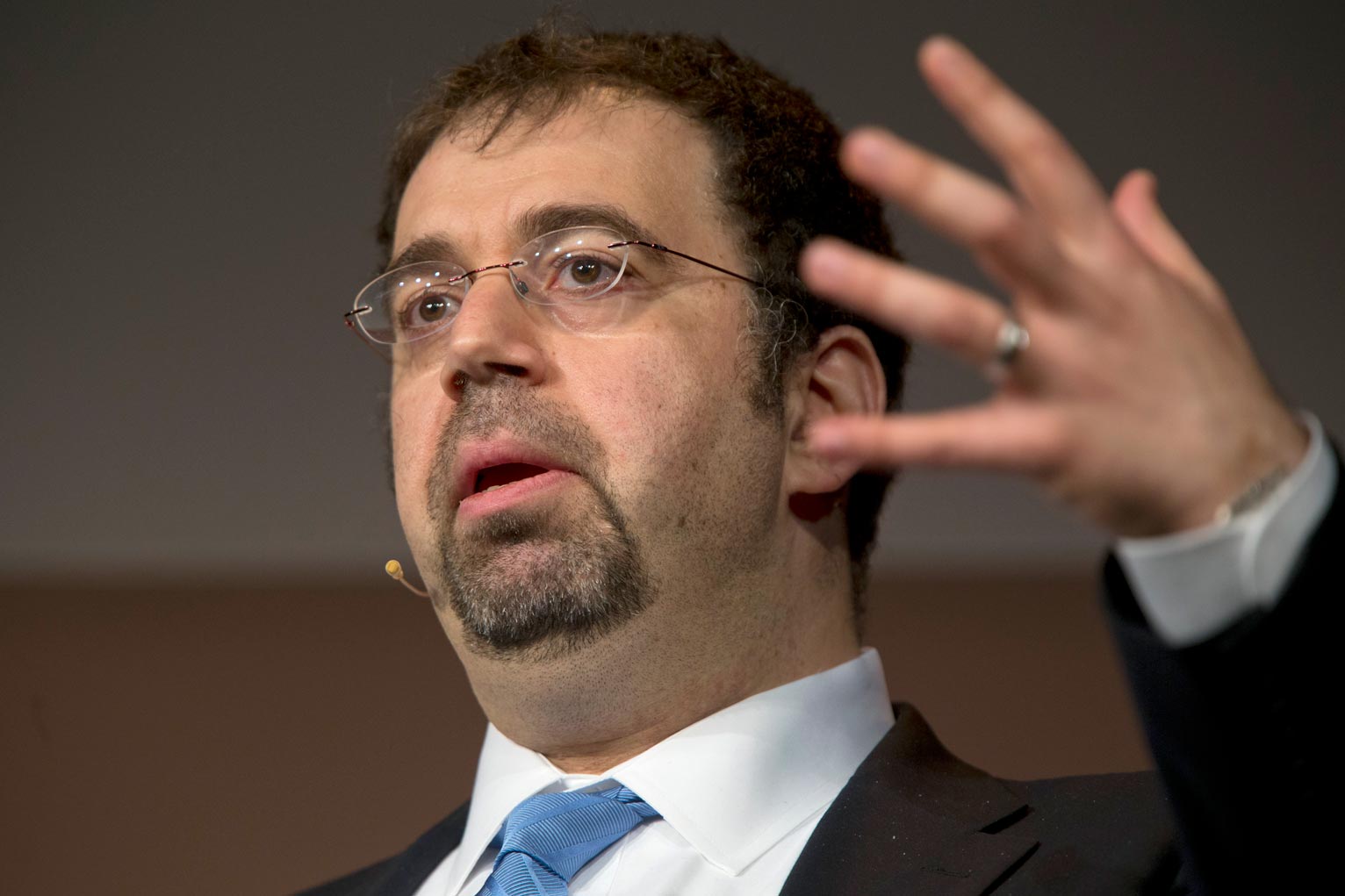 Prof. Daron Acemoglu (MIT) during the 'Zurich Lecture of Economics in Society'