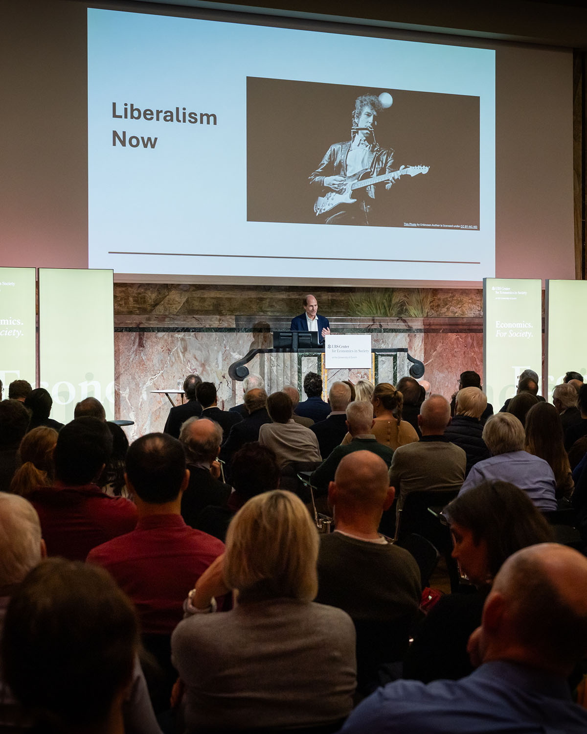 This interview with Cass Sunstein took place on the sidelines of his UBS Center Opinion keynote at the University of Zurich.