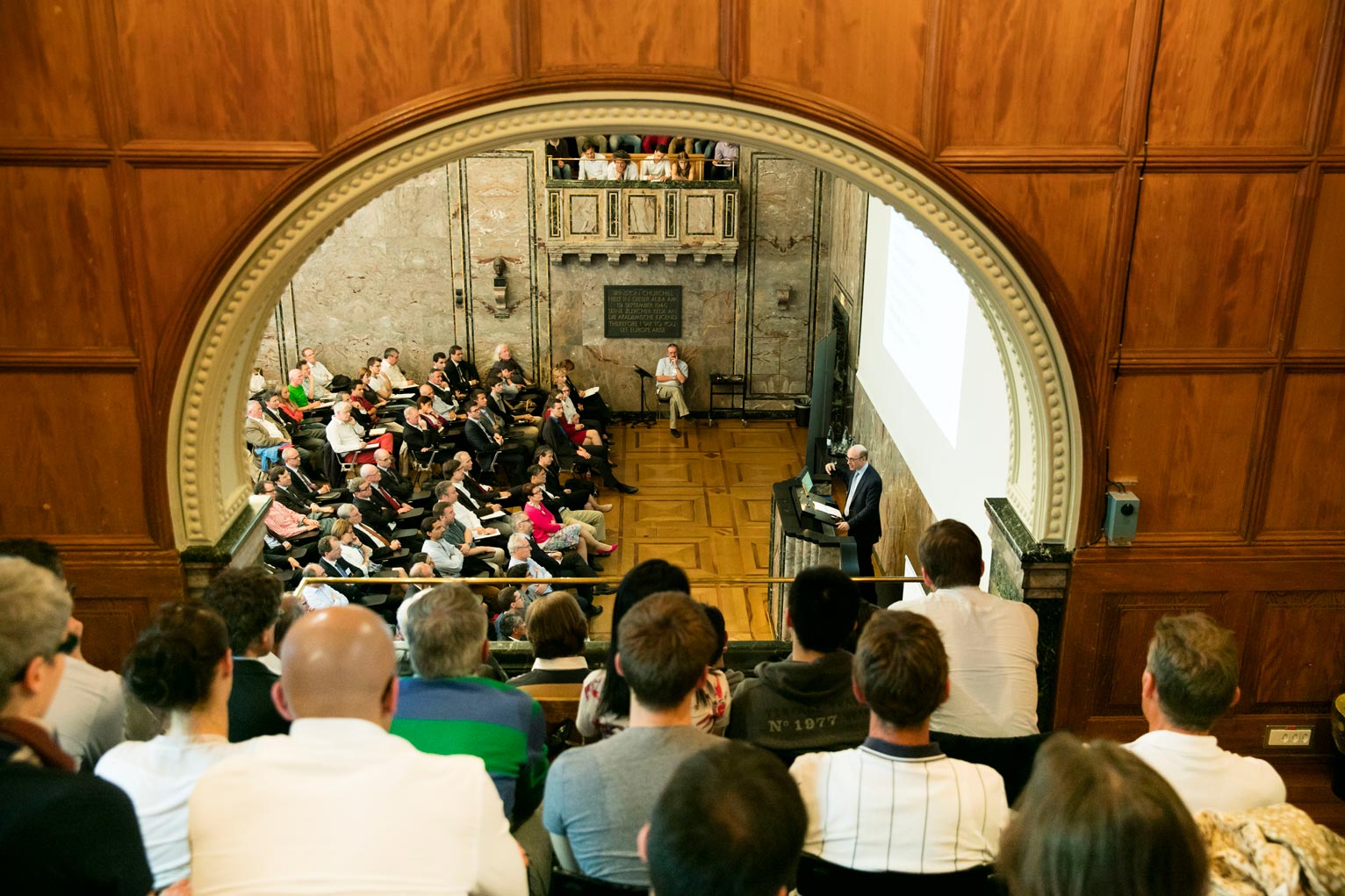 All eyes on Ken Rogoff in the main auditorium of the University of Zurich