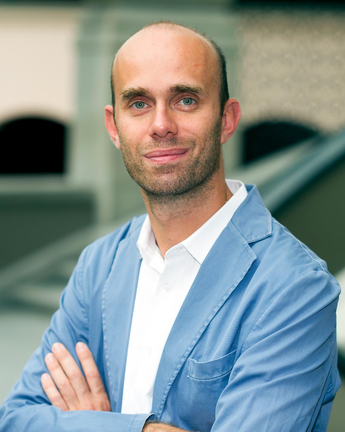 Lorenzo Casaburi is UBS Foundation Associate Professor of Development Economics at the UZH Department of Economics