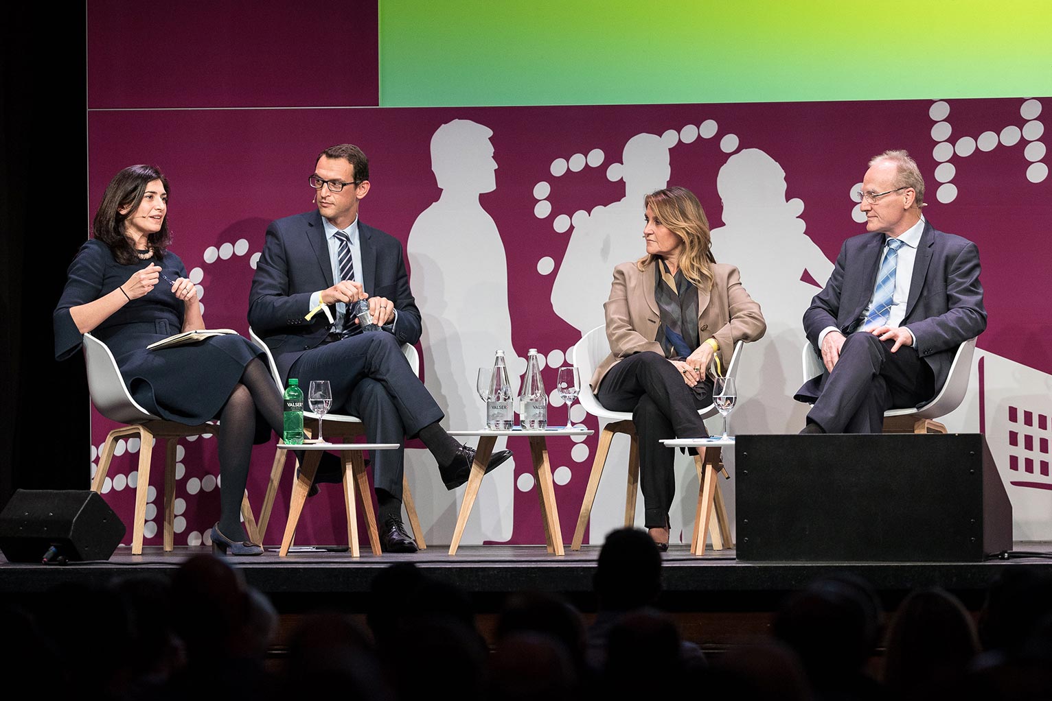 Corporate culture is an essential factor for companies’ success, as Raffaela Sadun (Harvard Business School), session chair Nir Jaimovich (University of Zurich), Simona Scarpaleggia (IKEA), and Ernst Fehr (University of Zurich) agreed.