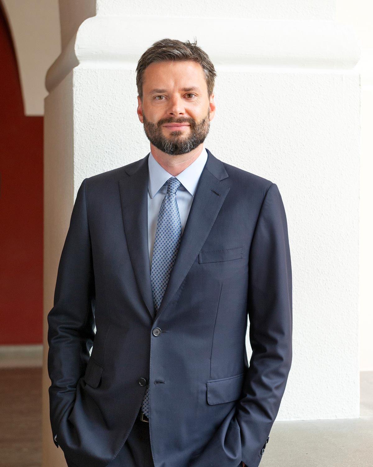 Ralph Ossa is the UBS Foundation Professor of Economics in the Department of Economics at the University of Zurich.