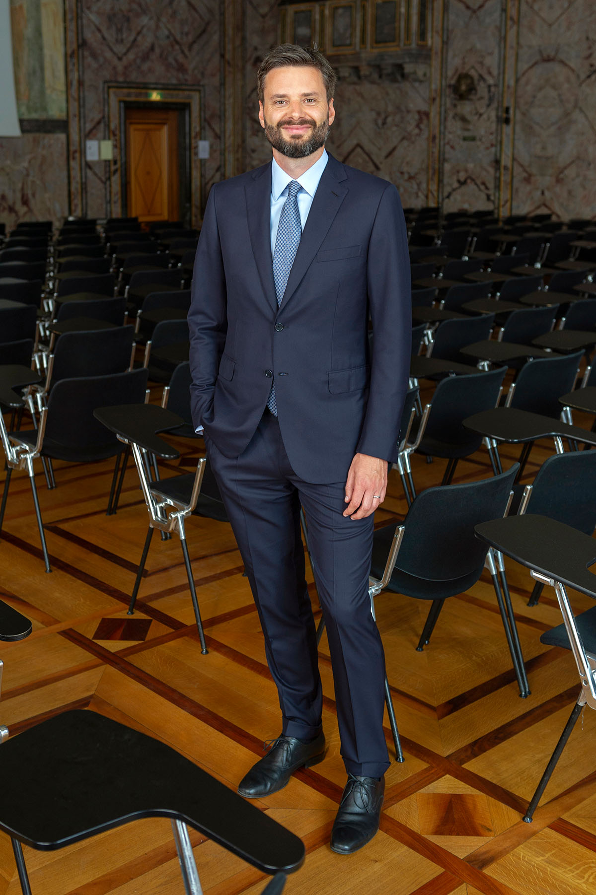 Ralph Ossa is the UBS Foundation Professor of Economics at the Department of Economics of the University of Zurich.